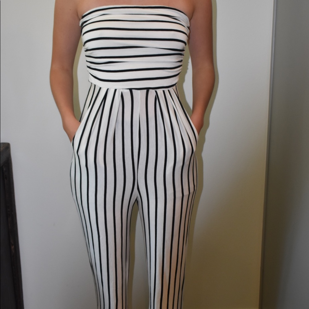 boutique (dejavu) black and white jumpsuit